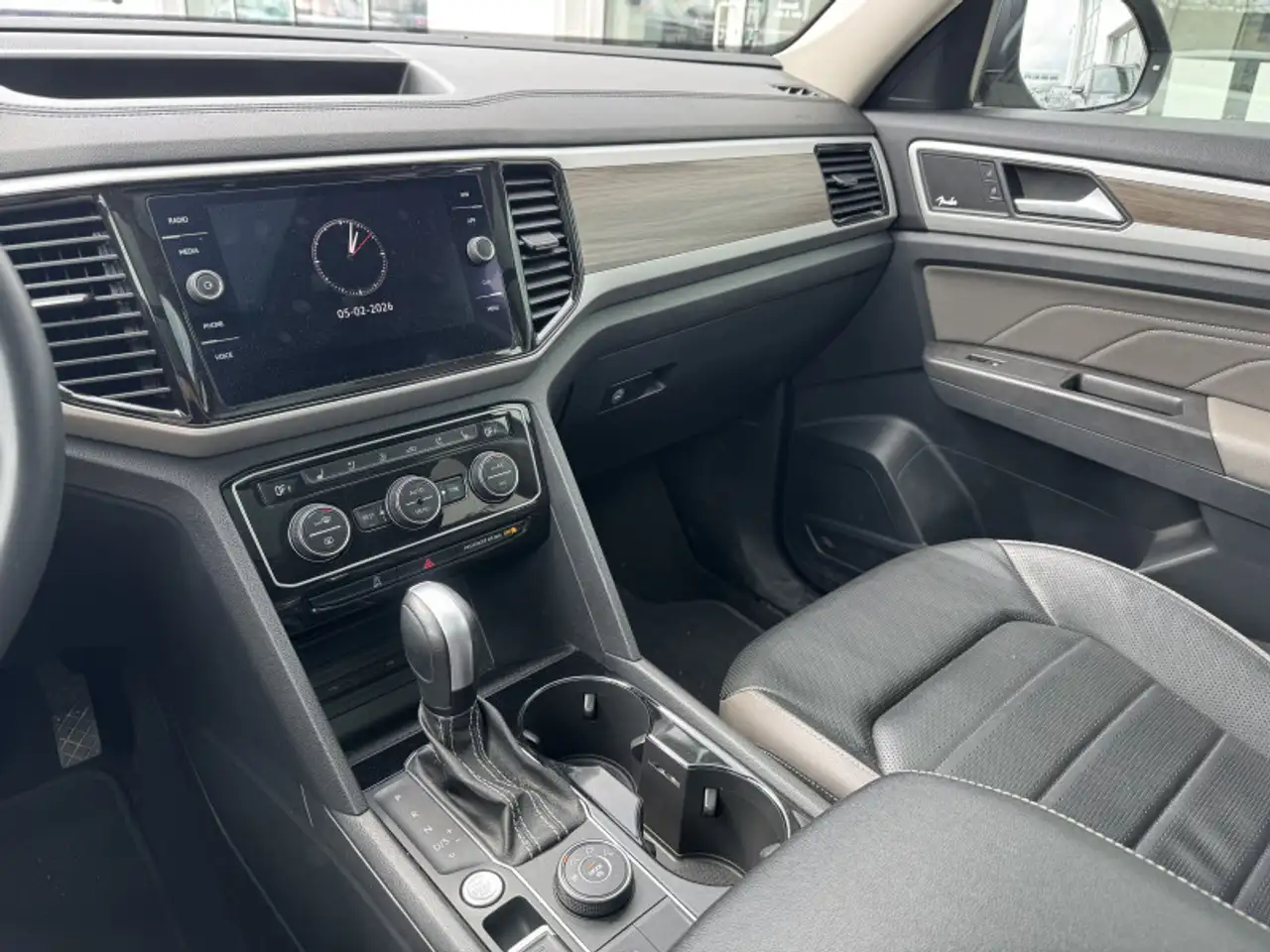 Volkswagen Atlas снимка Volkswagen Atlas