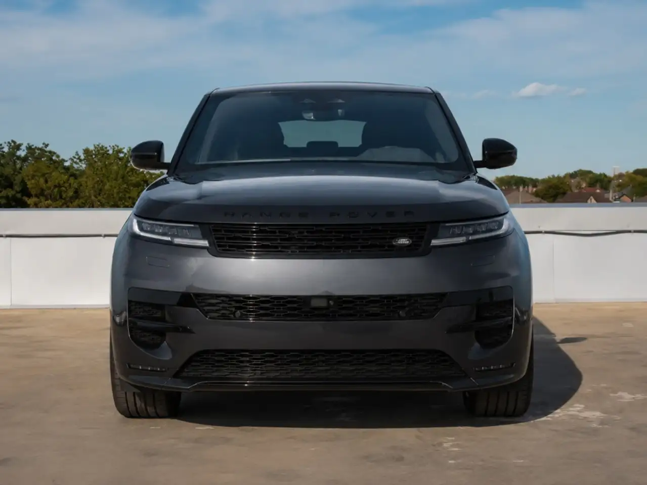 Land Rover Range Rover Sport photo Land Rover Range Rover Sport