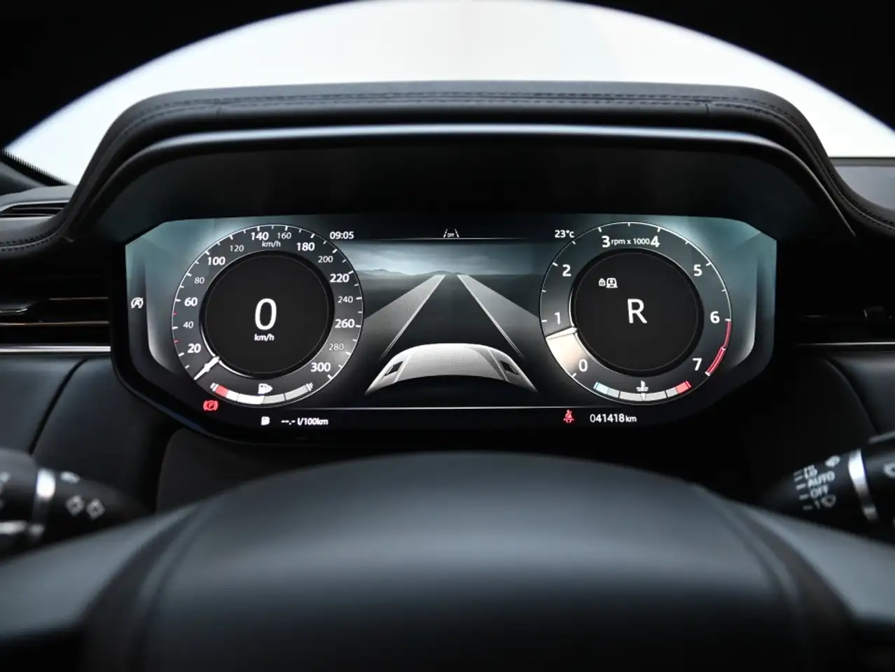 Land Rover Range Rover Sport photo Land Rover Range Rover Sport