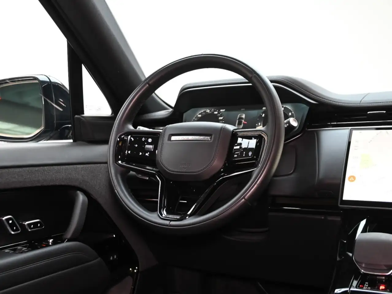 Land Rover Range Rover Sport photo Land Rover Range Rover Sport