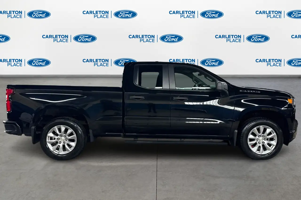 Chevrolet Silverado 1500 снимка Chevrolet Silverado 1500