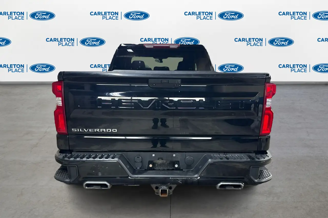 Chevrolet Silverado 1500 снимка Chevrolet Silverado 1500