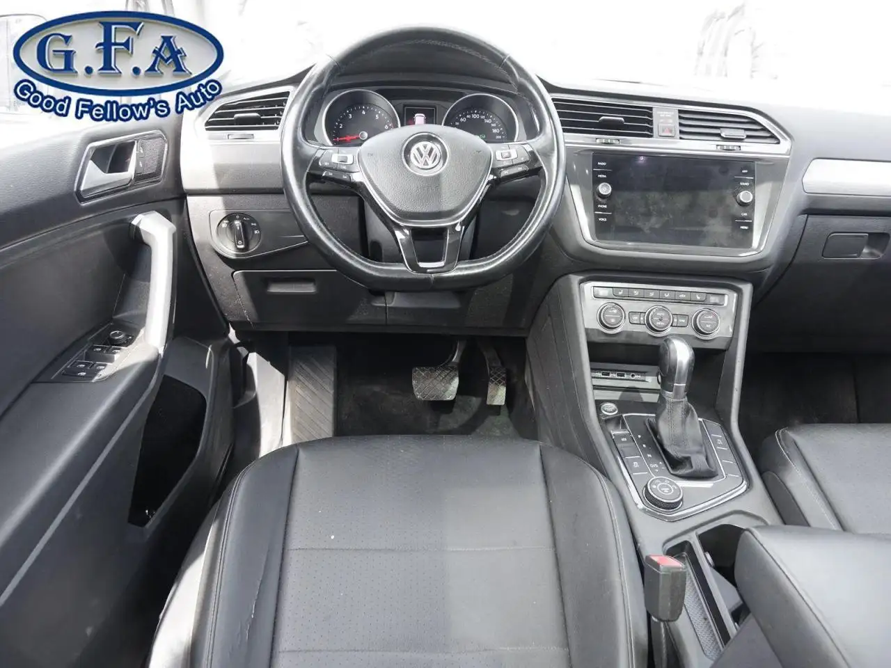 Volkswagen Tiguan снимка Volkswagen Tiguan