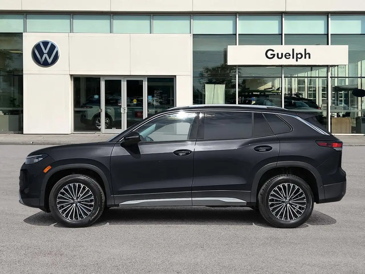 Volkswagen Tiguan снимка Volkswagen Tiguan