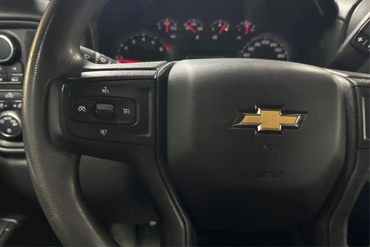 Chevrolet Silverado 1500 снимка Chevrolet Silverado 1500