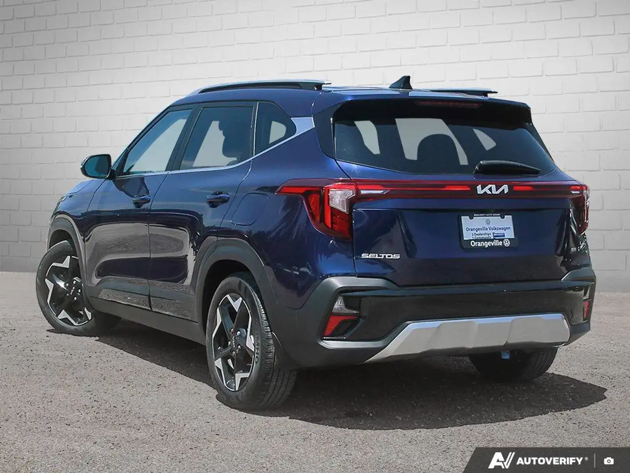 Kia Seltos снимка Kia Seltos