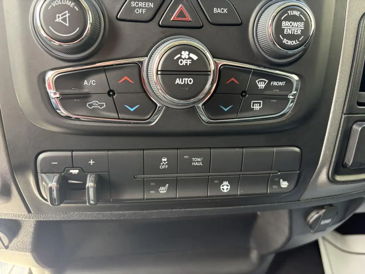 RAM 1500 photo RAM 1500