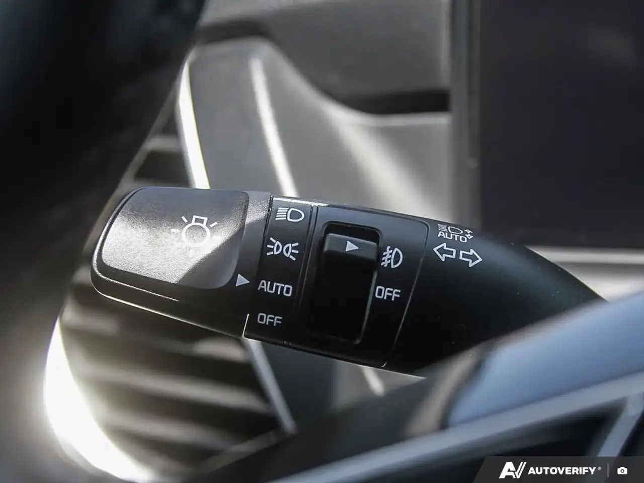 Kia Seltos снимка Kia Seltos