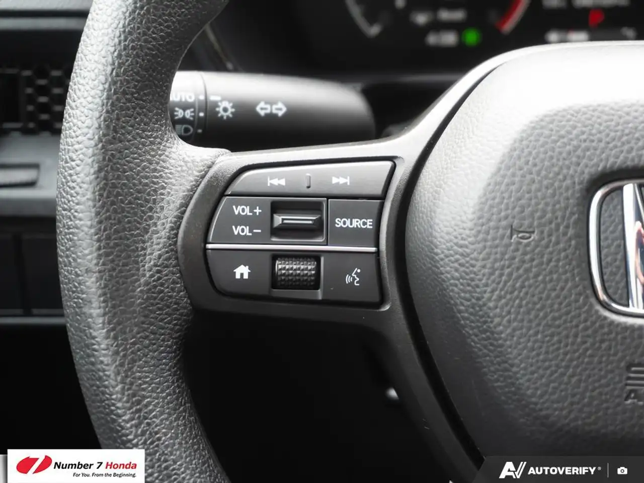 Honda CR-V photo Honda CR-V