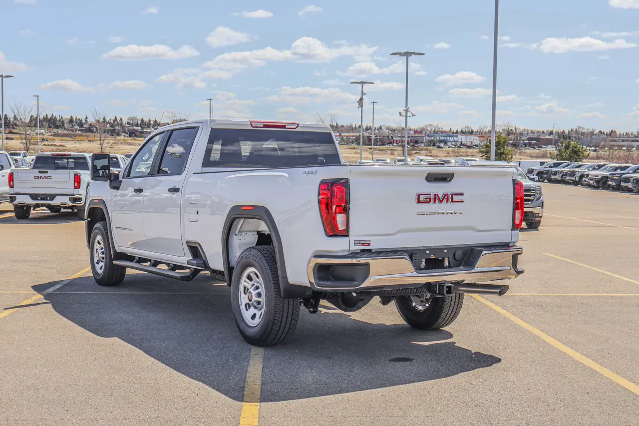 GMC Sierra 3500HD снимка GMC Sierra 3500HD