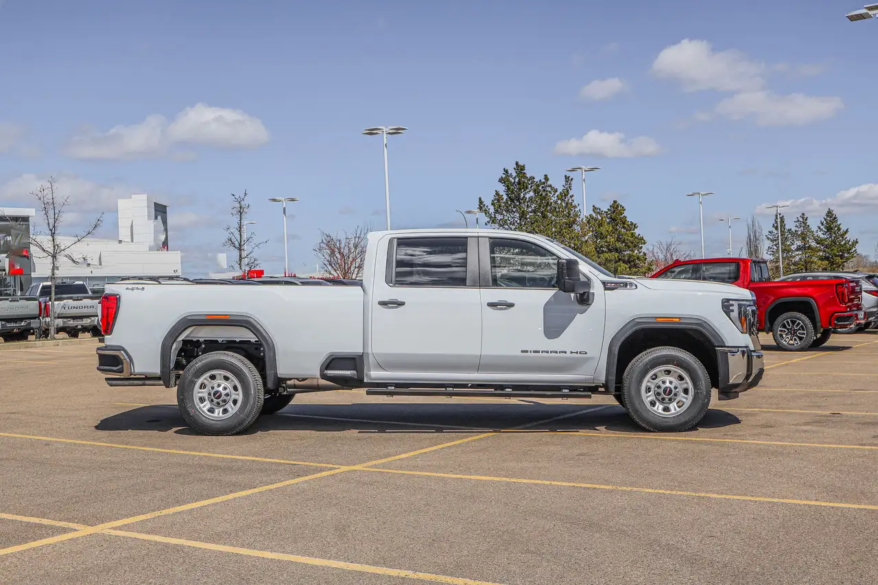 GMC Sierra 3500HD снимка GMC Sierra 3500HD