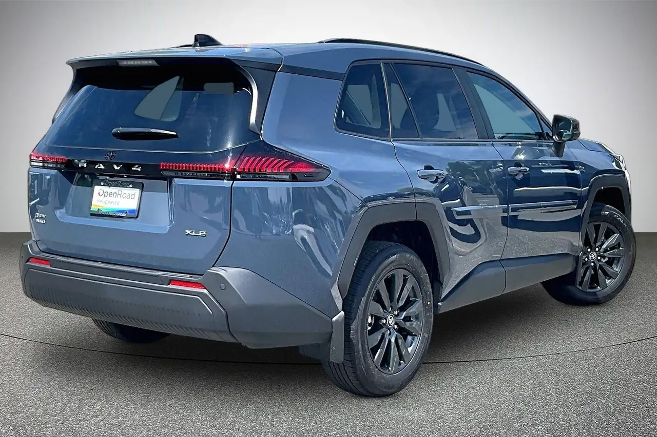 Toyota RAV 4 снимка Toyota RAV 4