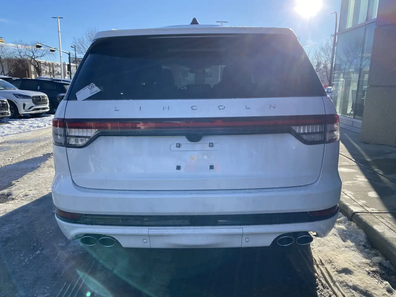 Lincoln Aviator снимка Lincoln Aviator