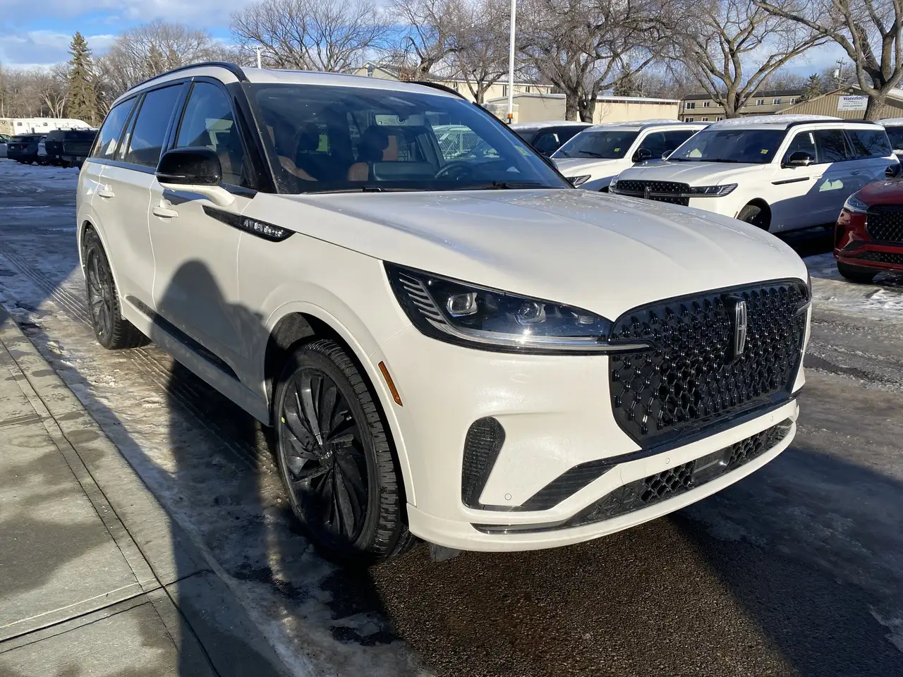 Lincoln Aviator снимка Lincoln Aviator