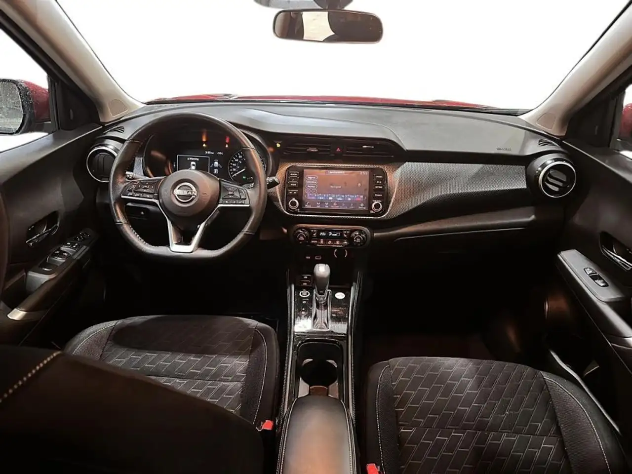 Nissan Kicks photo Nissan Kicks