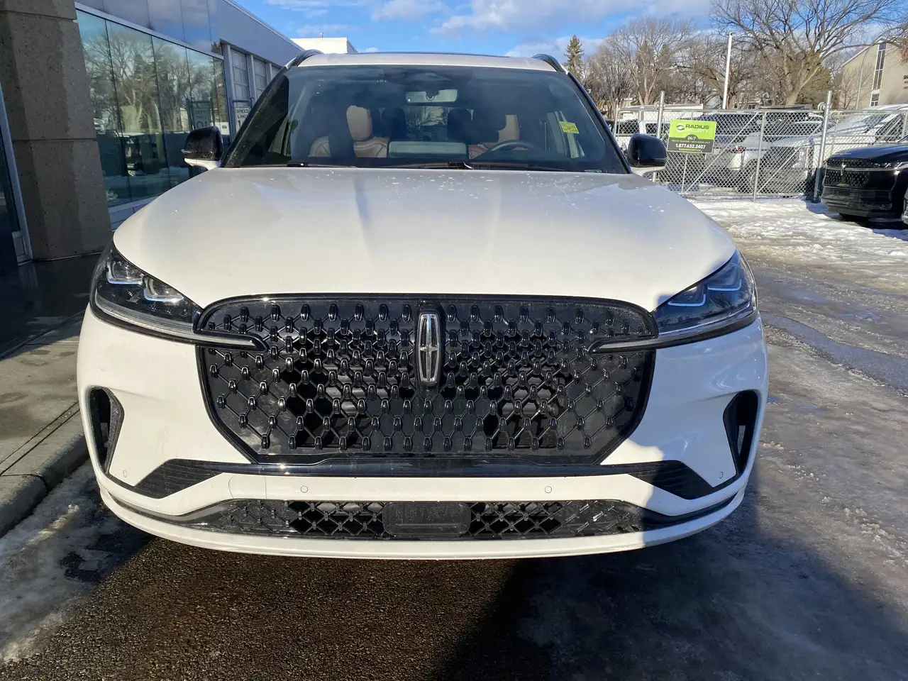 Lincoln Aviator снимка Lincoln Aviator