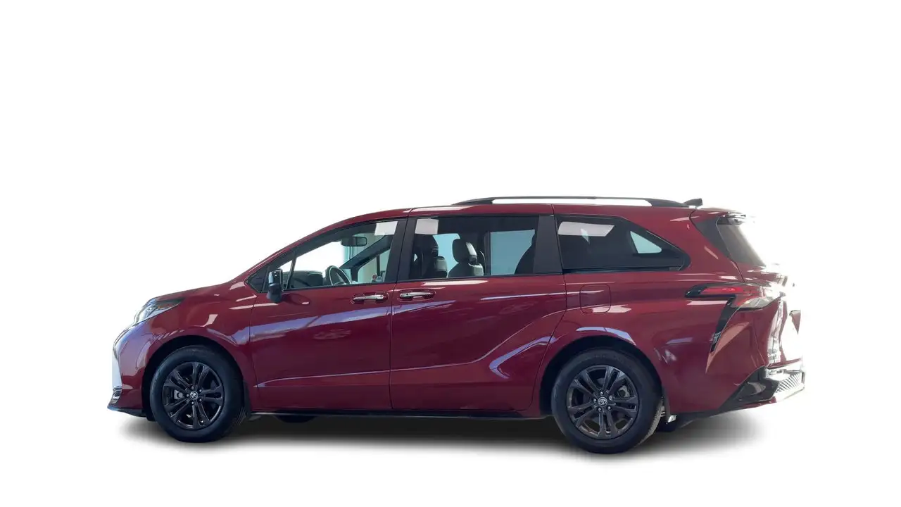 Toyota Sienna снимка Toyota Sienna