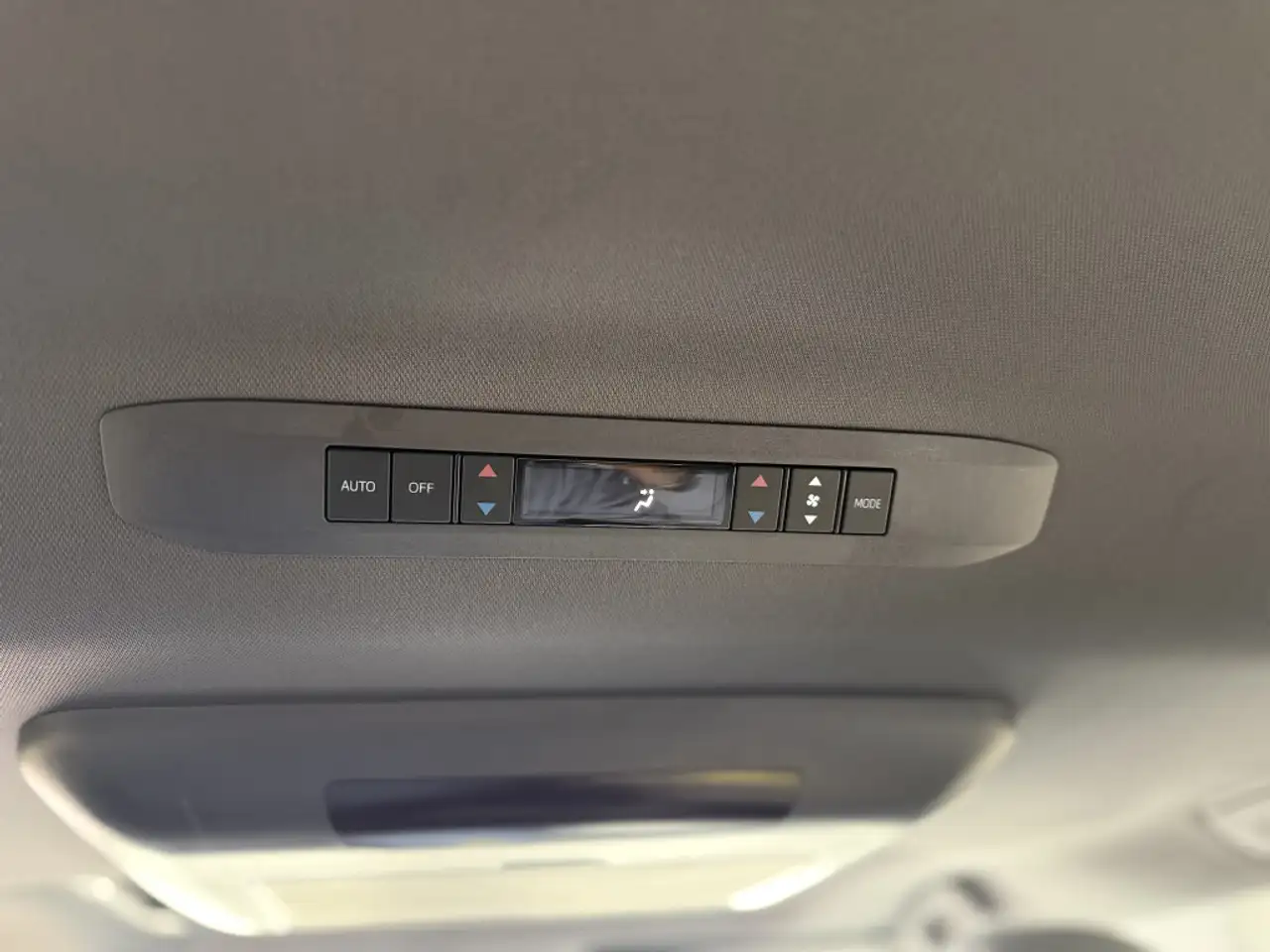 Toyota Sienna fotografie Toyota Sienna