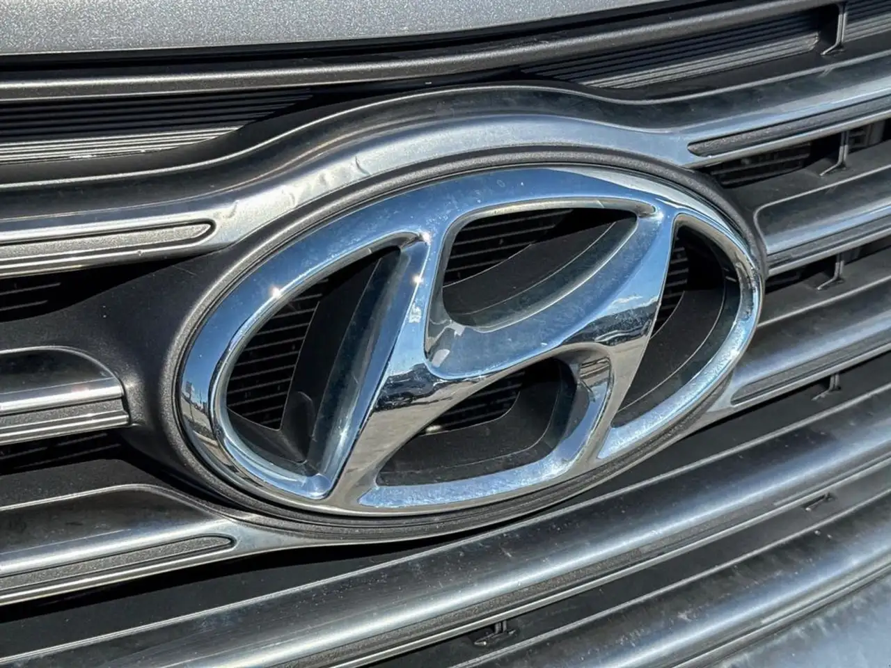 Hyundai SANTA FE снимка Hyundai SANTA FE