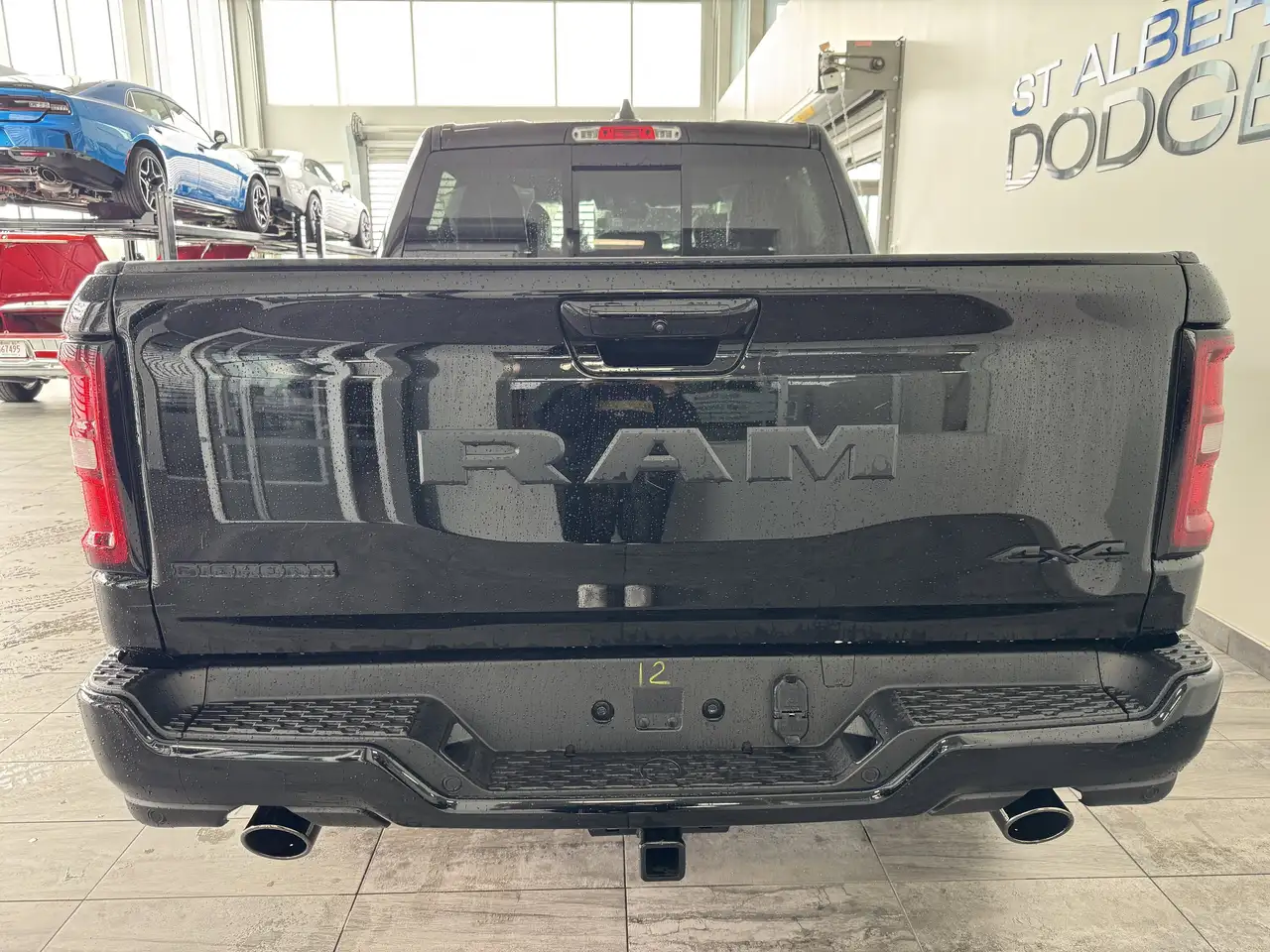 RAM 1500 снимка RAM 1500