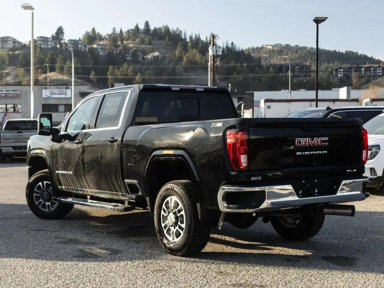 GMC Sierra 3500HD снимка GMC Sierra 3500HD