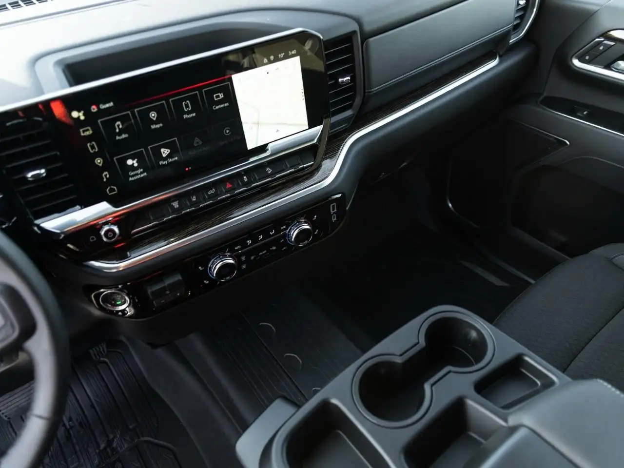 GMC Sierra 3500HD снимка GMC Sierra 3500HD