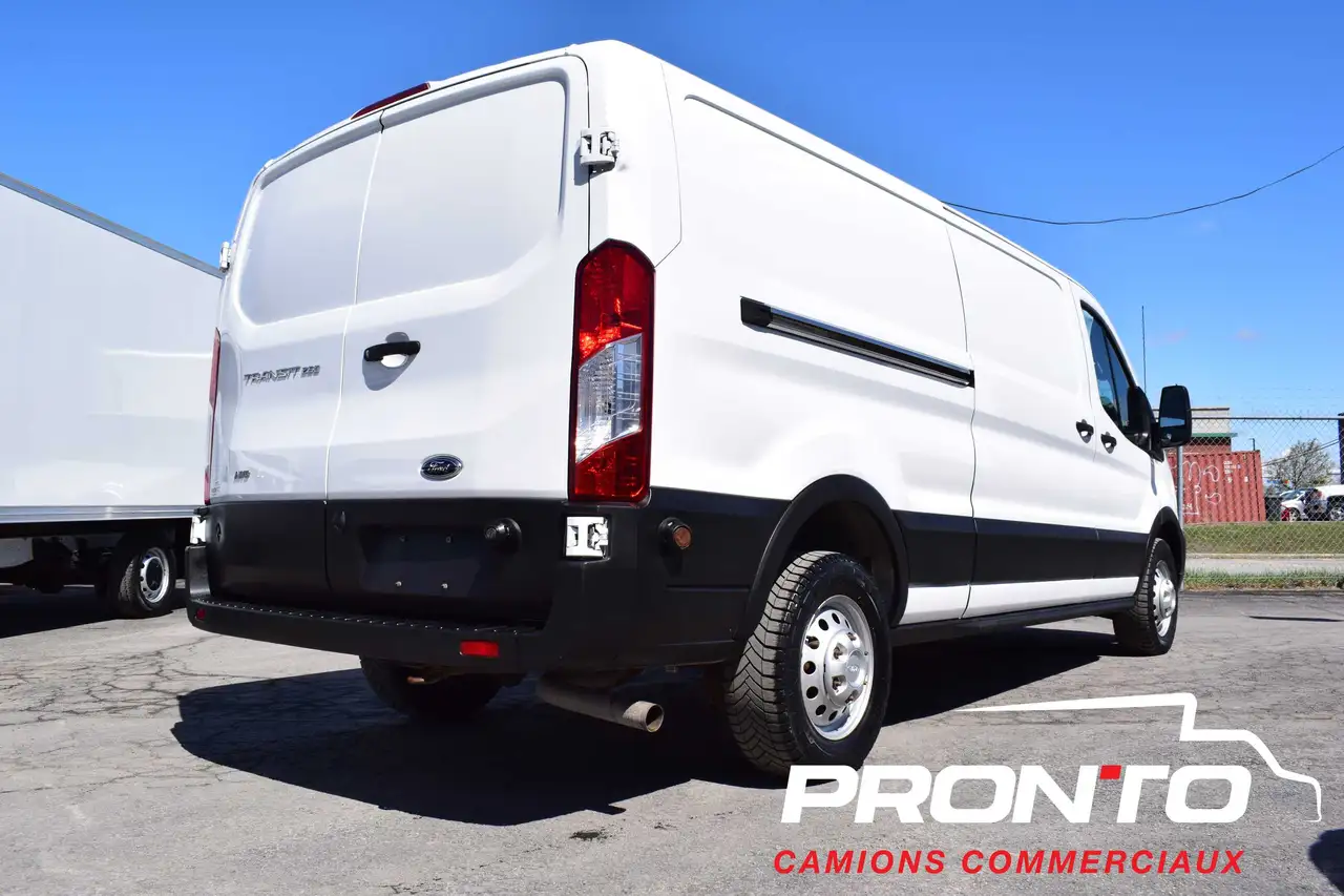 Ford Transit Cargo Van снимка Ford Transit Cargo Van