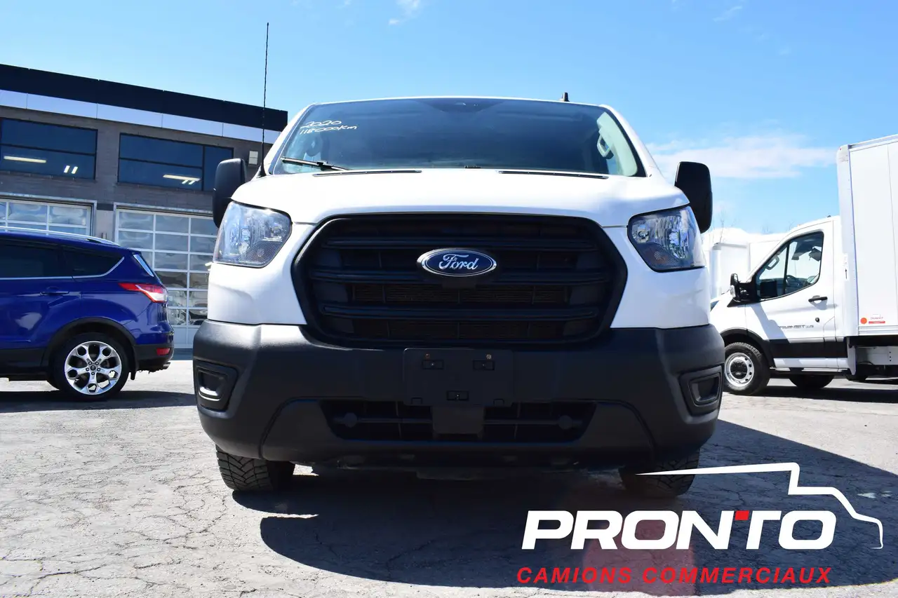 Ford Transit Cargo Van снимка Ford Transit Cargo Van