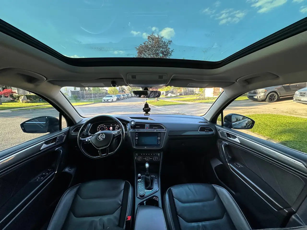 Volkswagen Tiguan photo Volkswagen Tiguan