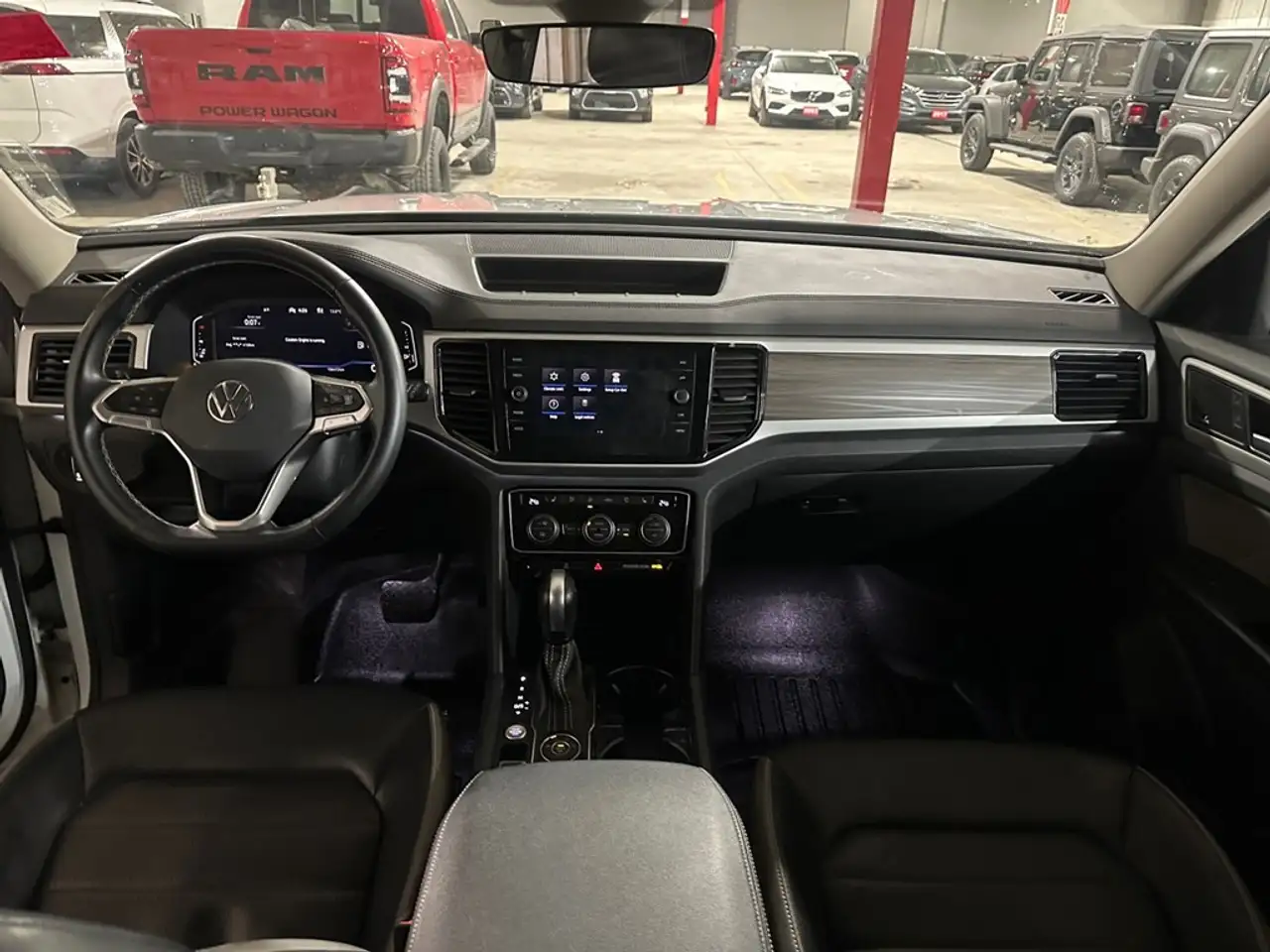Volkswagen Atlas снимка Volkswagen Atlas