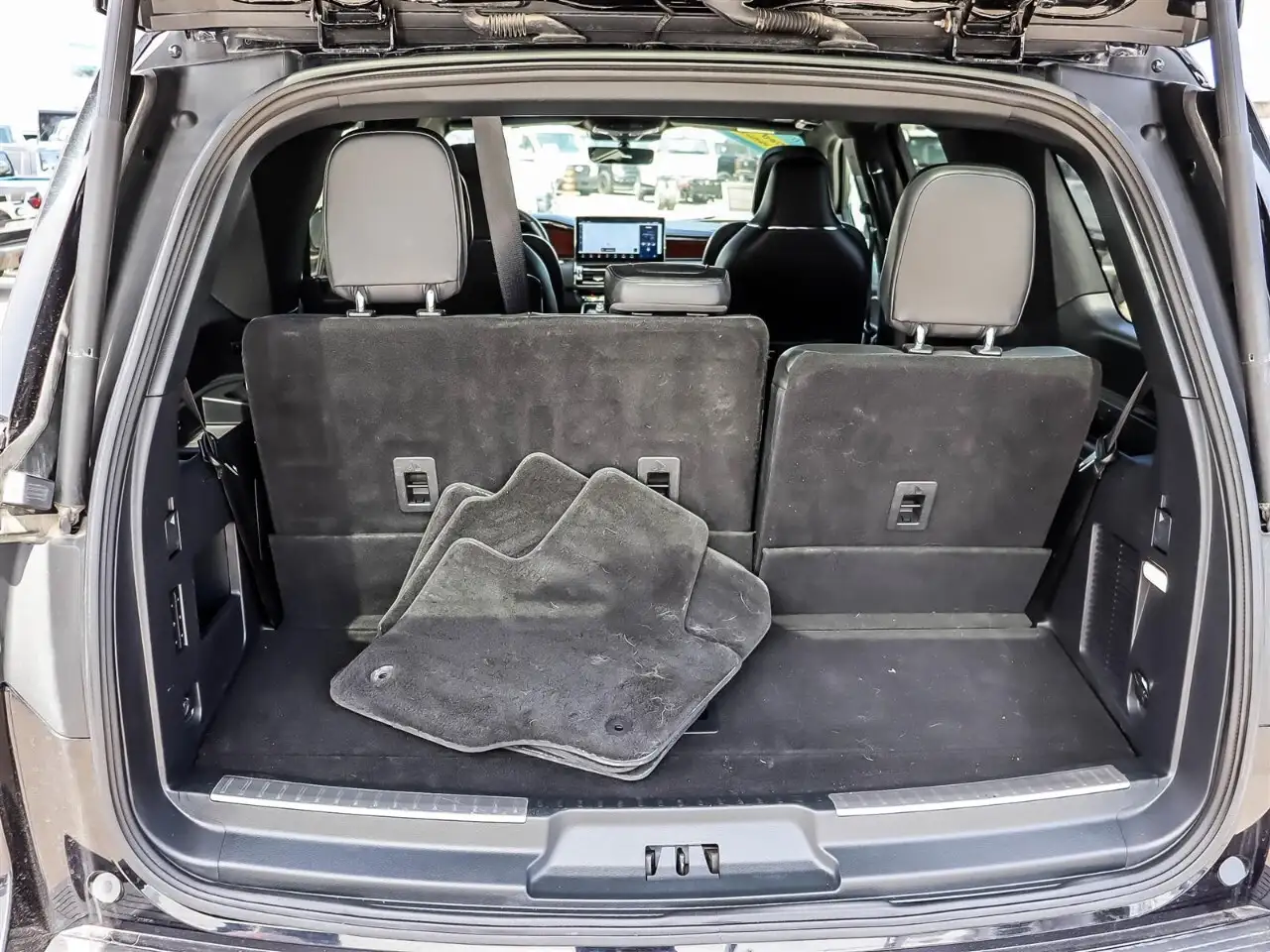 Lincoln Navigator снимка Lincoln Navigator
