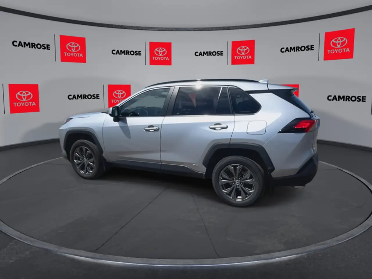 Toyota RAV 4 снимка Toyota RAV 4