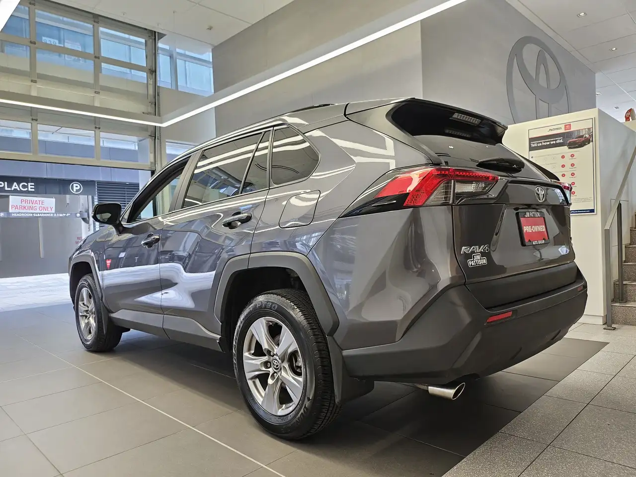 Toyota RAV 4 снимка Toyota RAV 4