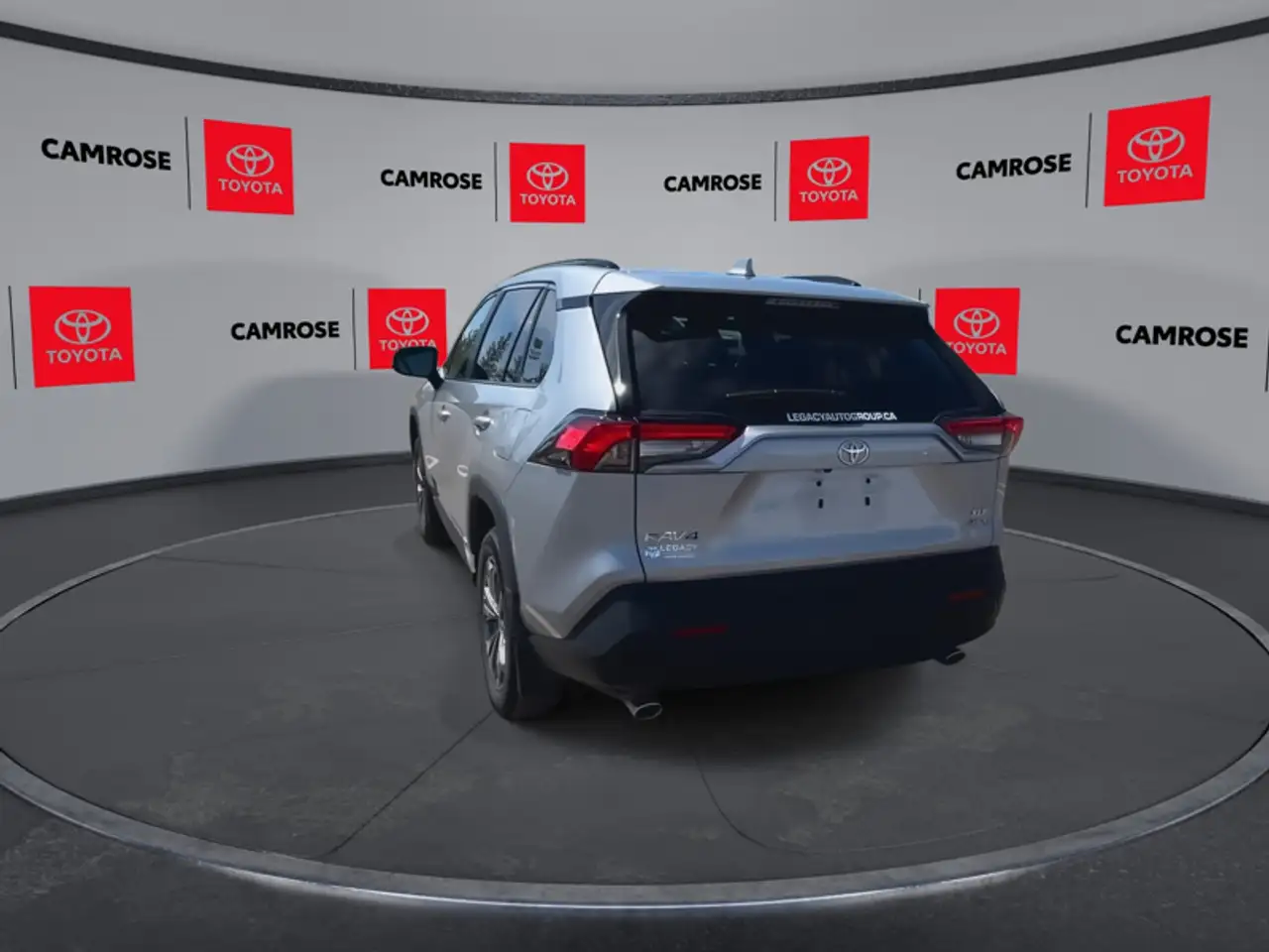 Toyota RAV 4 снимка Toyota RAV 4