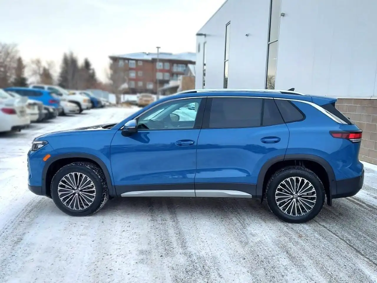 Volkswagen Tiguan снимка Volkswagen Tiguan
