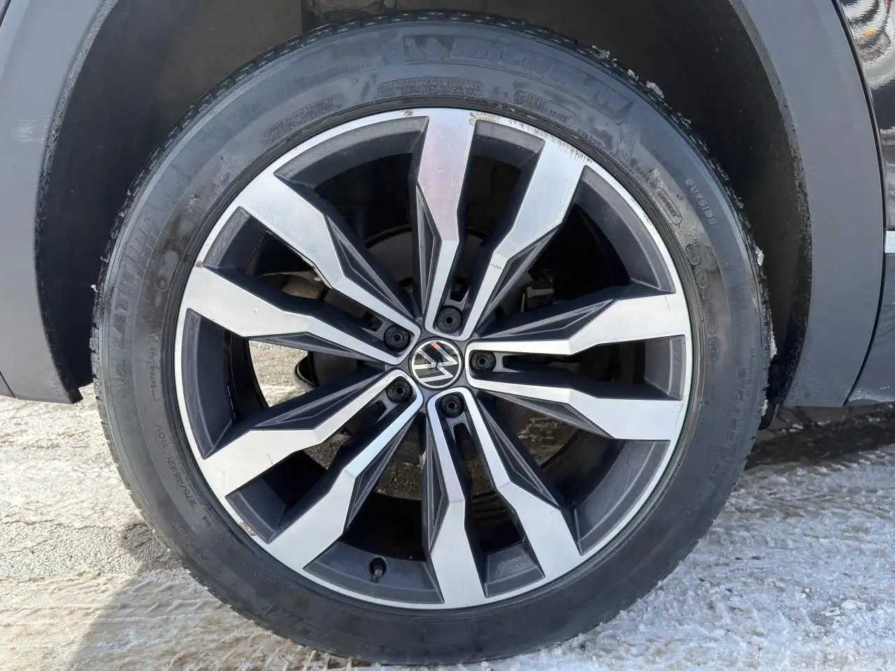 Volkswagen Atlas photo Volkswagen Atlas