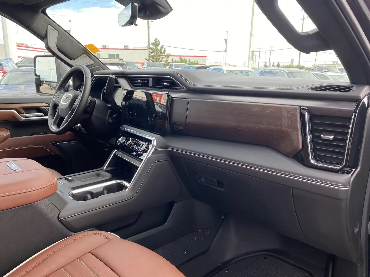 GMC Sierra 3500HD снимка GMC Sierra 3500HD