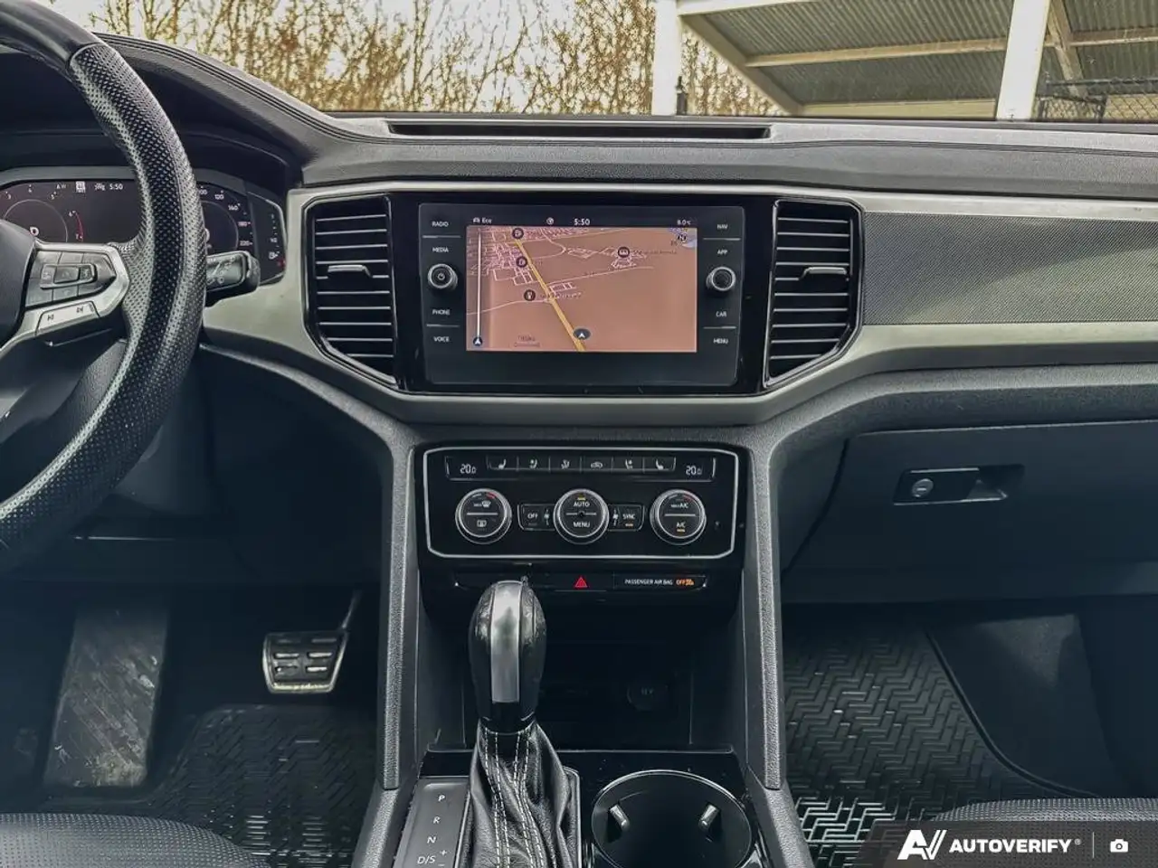 Volkswagen Atlas снимка Volkswagen Atlas