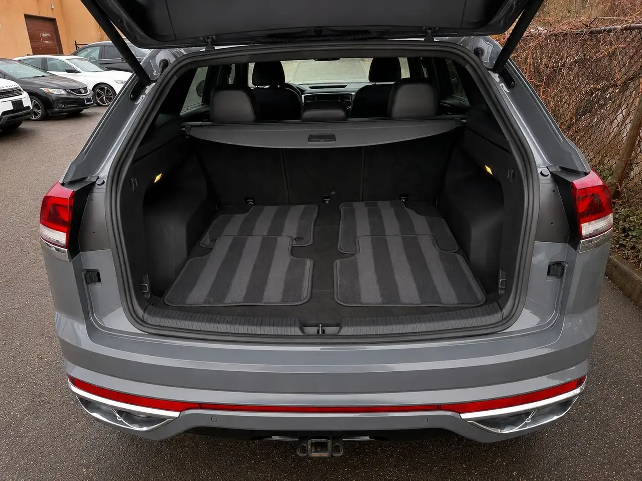 Volkswagen Atlas снимка Volkswagen Atlas