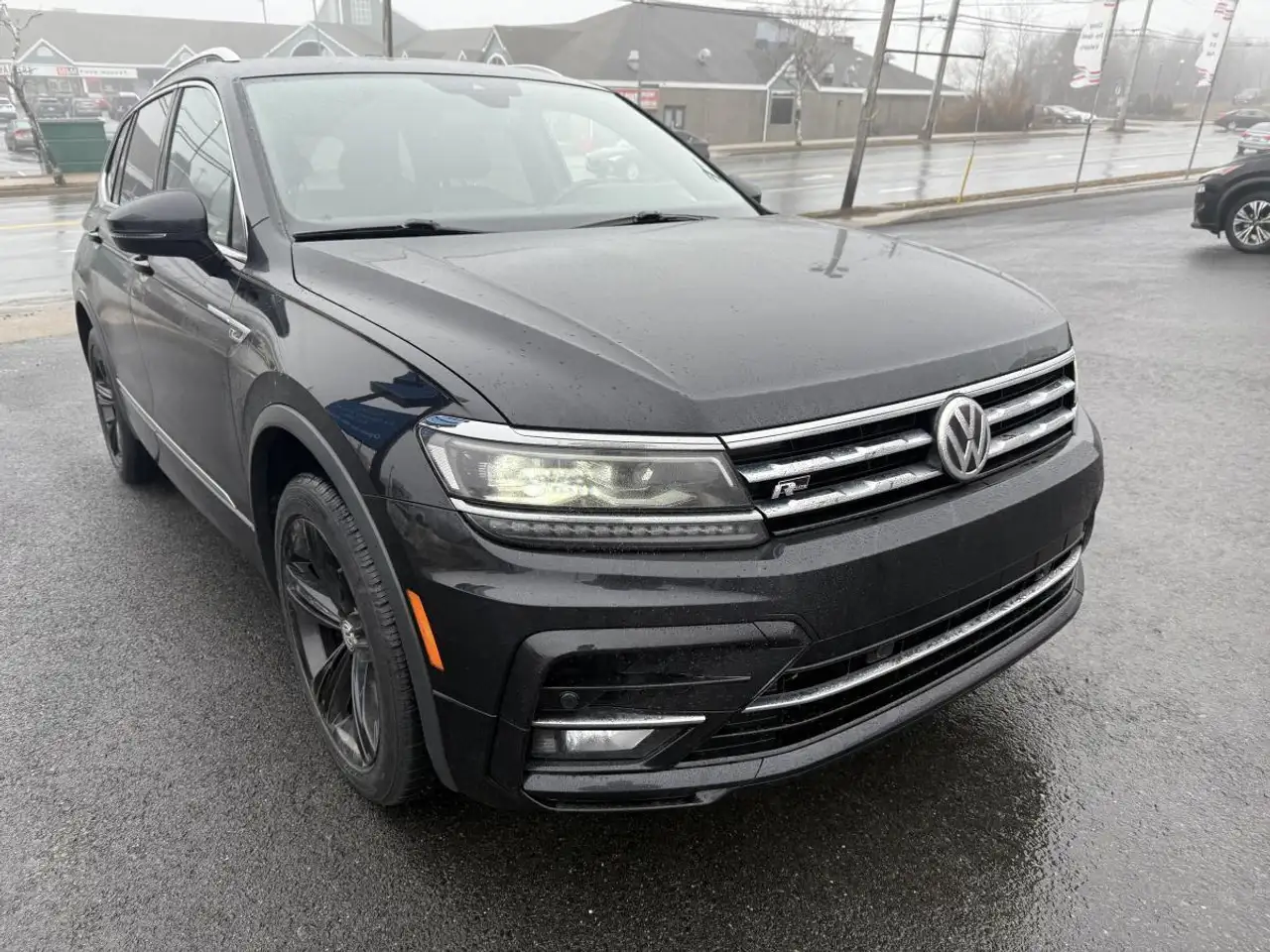Volkswagen Tiguan снимка Volkswagen Tiguan
