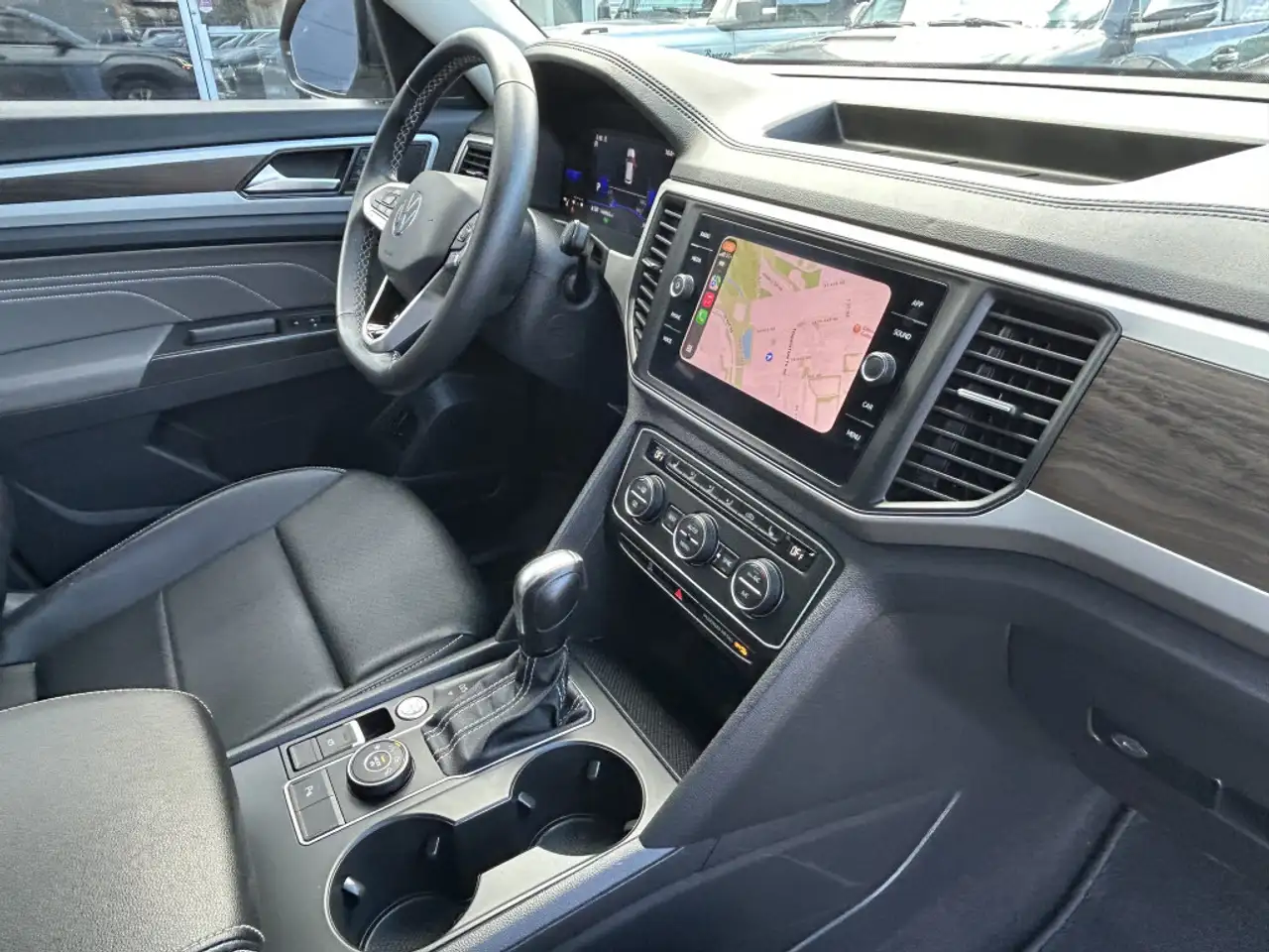 Volkswagen Atlas снимка Volkswagen Atlas