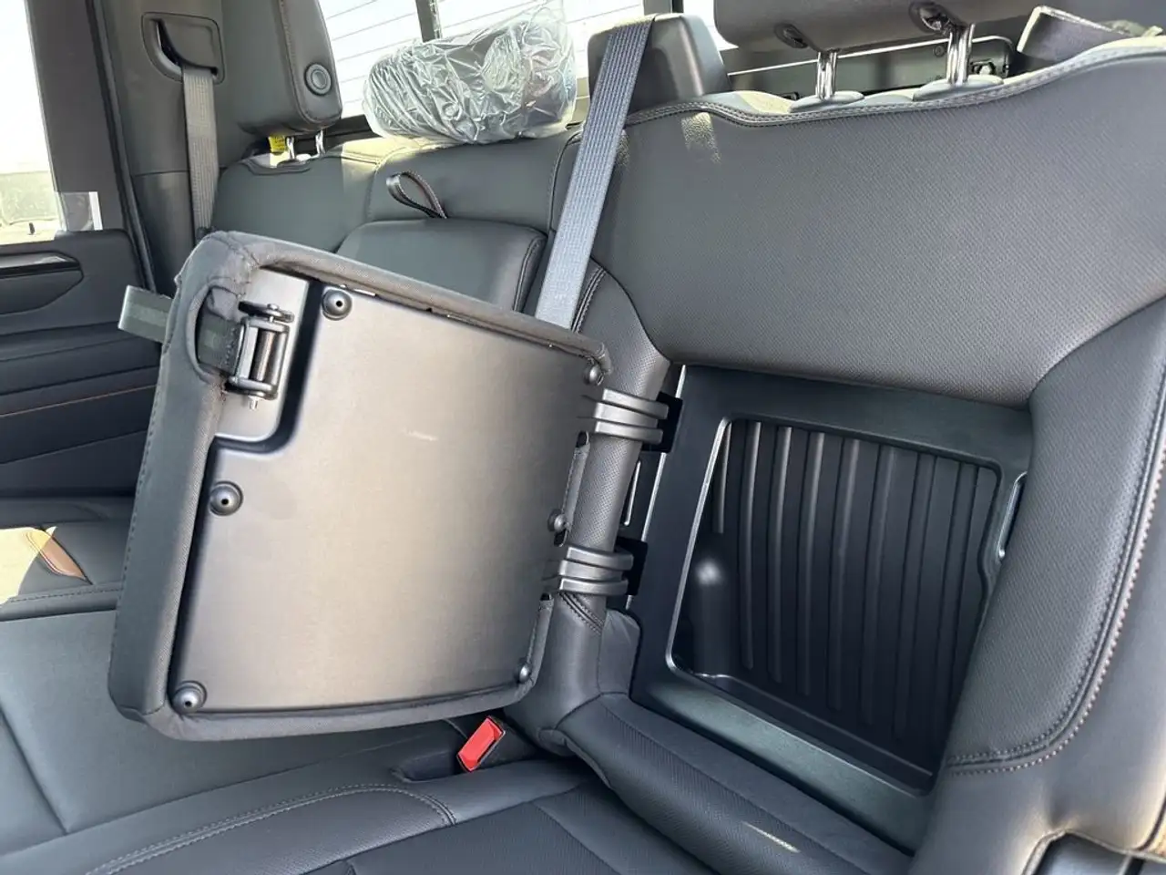 GMC Sierra 3500HD снимка GMC Sierra 3500HD