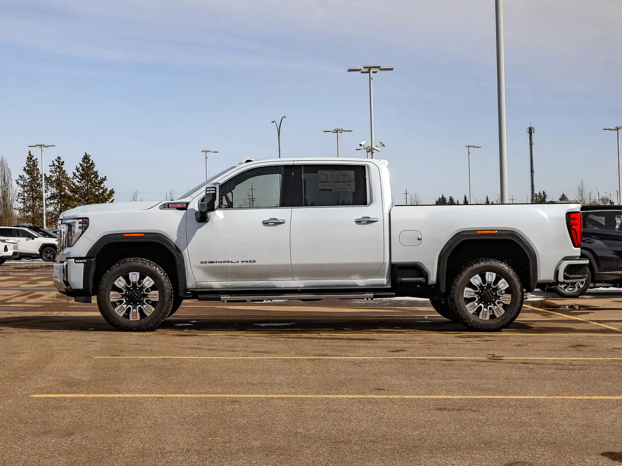 GMC Sierra 3500HD снимка GMC Sierra 3500HD