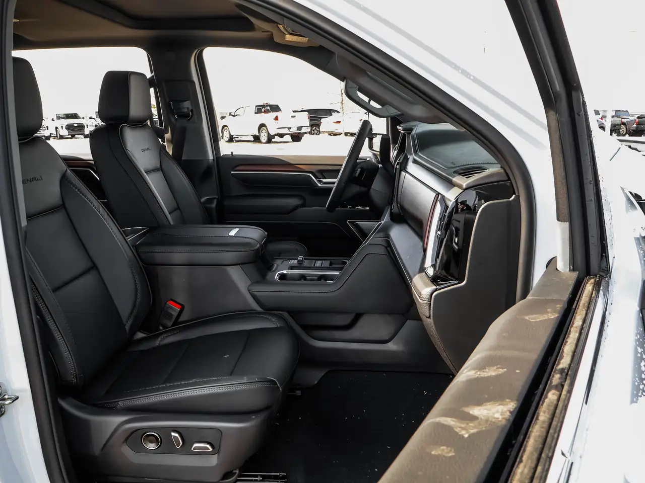 GMC Sierra 3500HD снимка GMC Sierra 3500HD