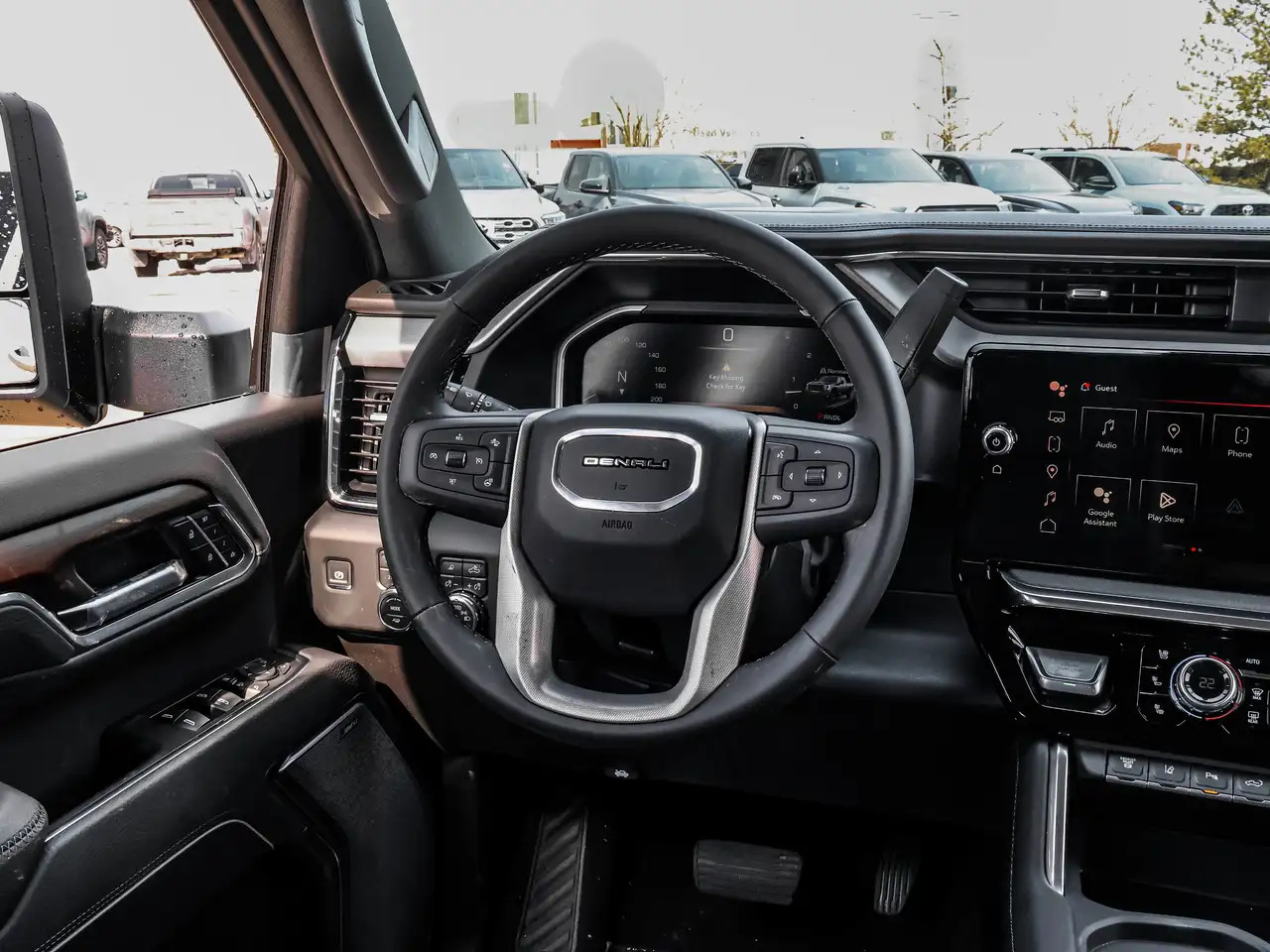 GMC Sierra 3500HD снимка GMC Sierra 3500HD