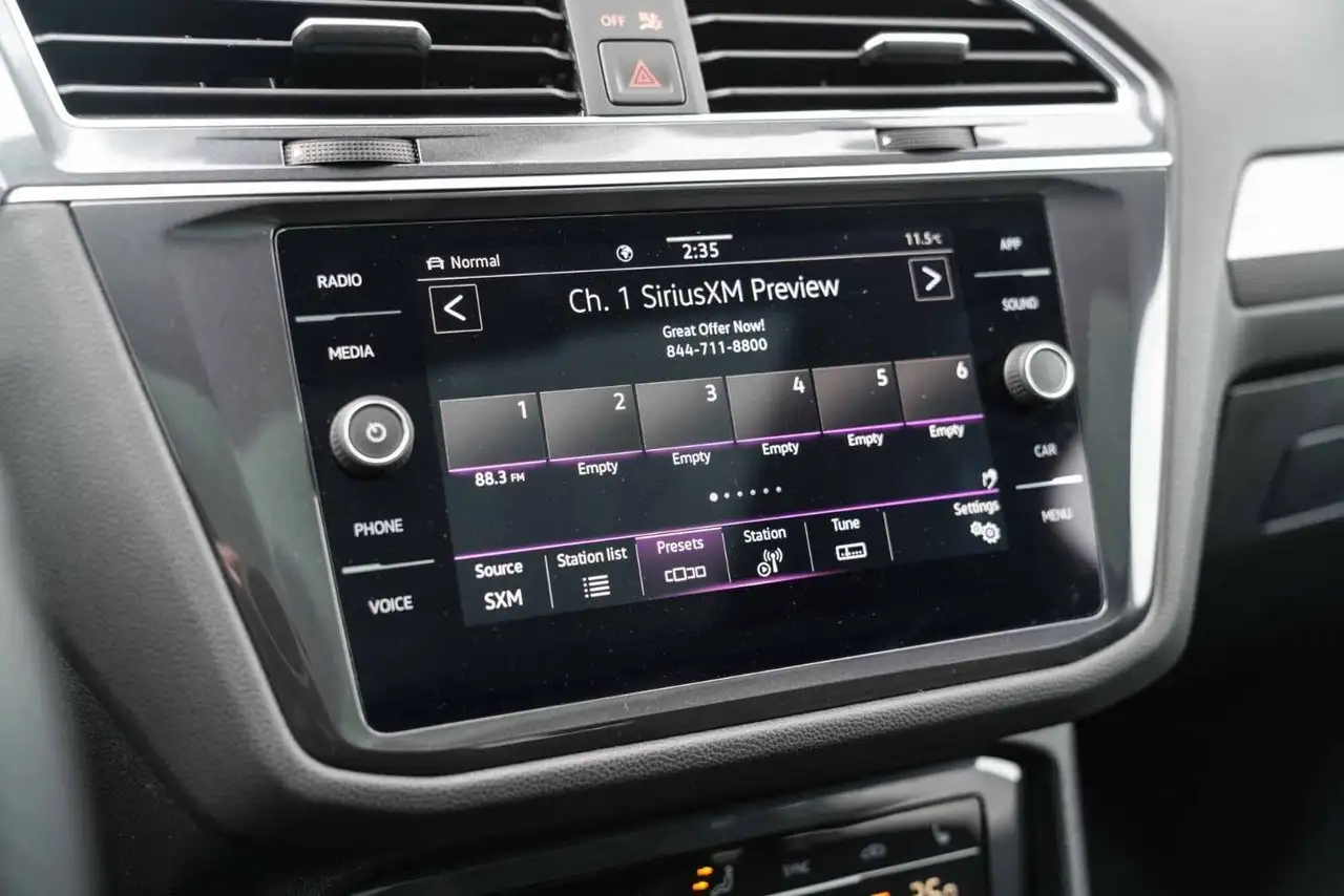 Volkswagen Tiguan снимка Volkswagen Tiguan