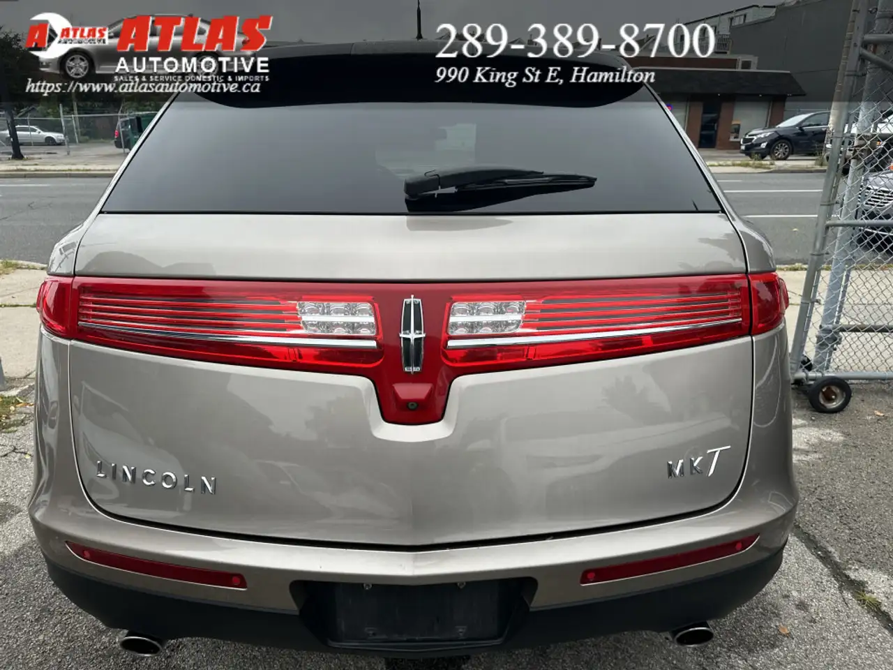Lincoln MKT снимка Lincoln MKT