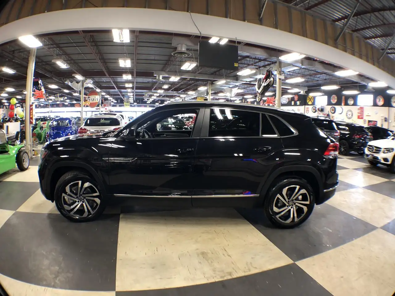Volkswagen Atlas снимка Volkswagen Atlas