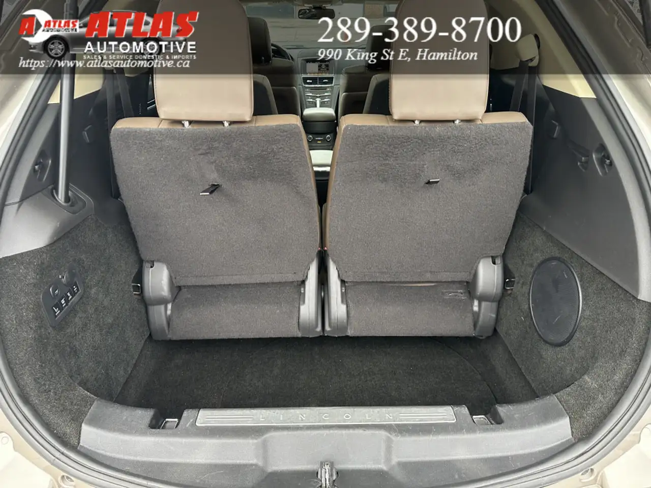 Lincoln MKT снимка Lincoln MKT