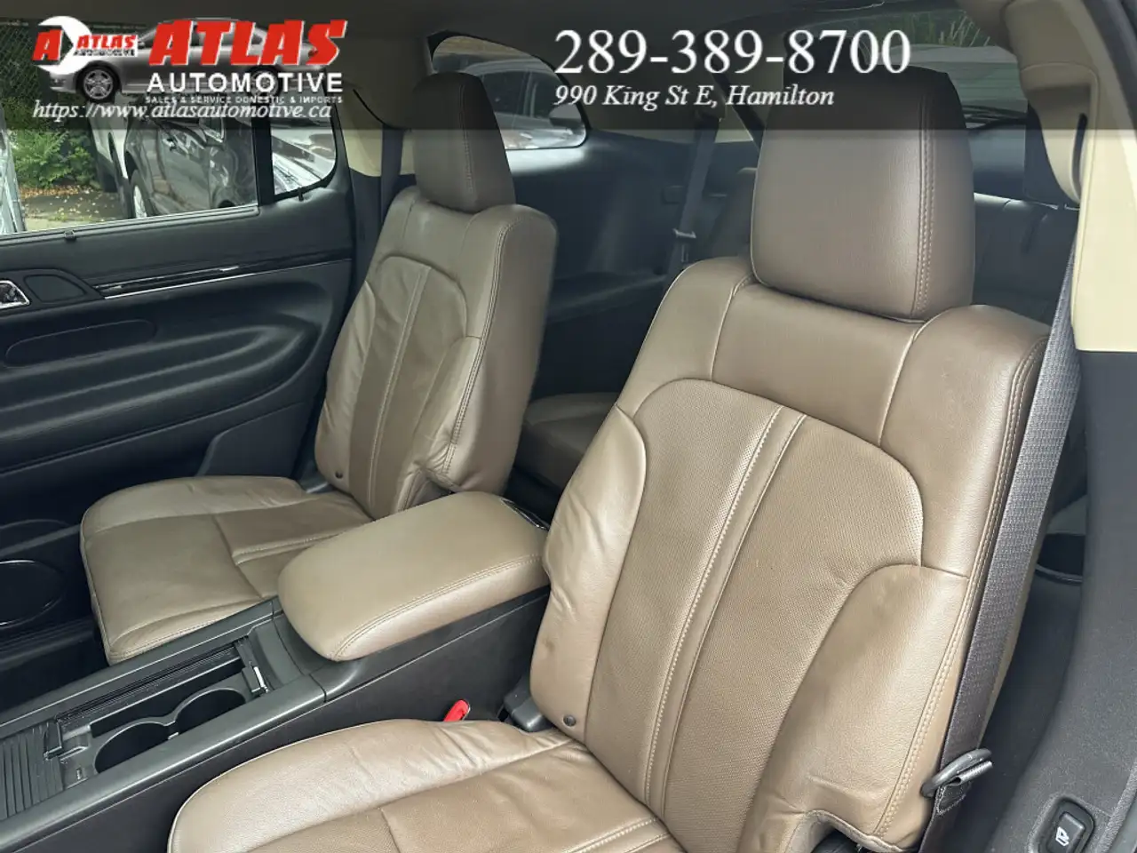 Lincoln MKT снимка Lincoln MKT